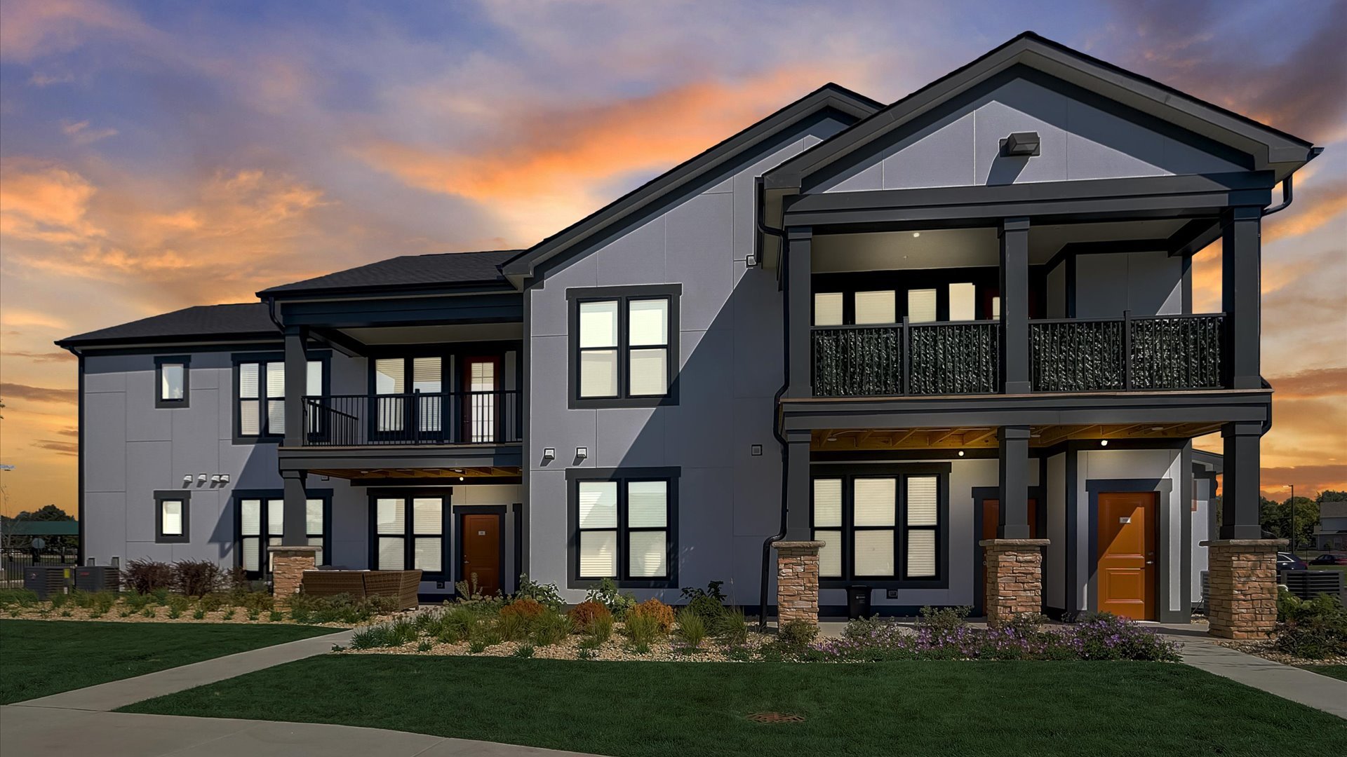 Photos of Springs at Lily Cache Creek in Bolingbrook, IL